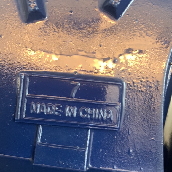 SakRoots Navy Blue Floral Print Waterproof Rain Boots Size 7 - Picture 9 of 10